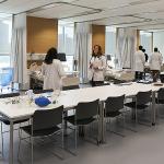 Students working in the Clinical Teaching Bed Lab at the Health Education Campus at Case Western Reserve University.